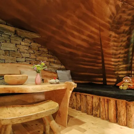 Holiday Omaya Eco Village - 2 *